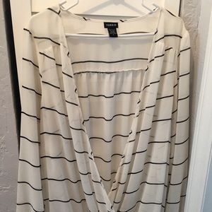 Torrid open blouse top